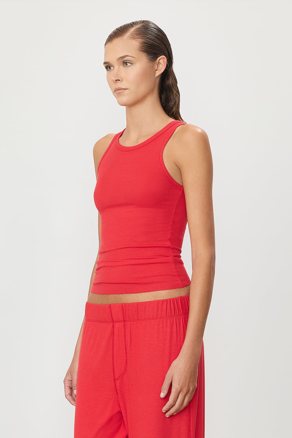 High Neck Fitted Tank, Rouge