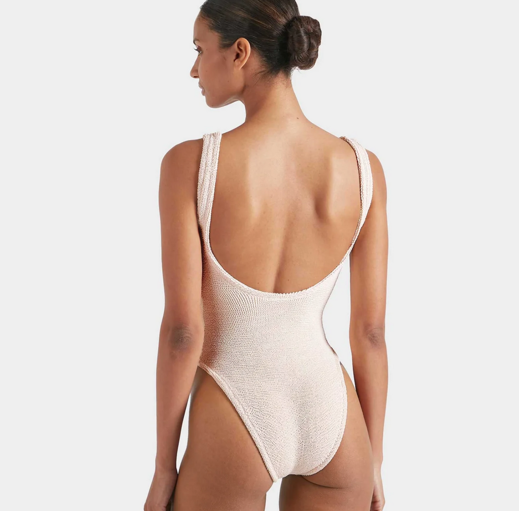 Celine One Piece, Blush